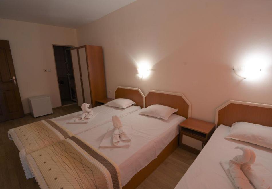 Hotel Stoyanov Ravda Extérieur photo